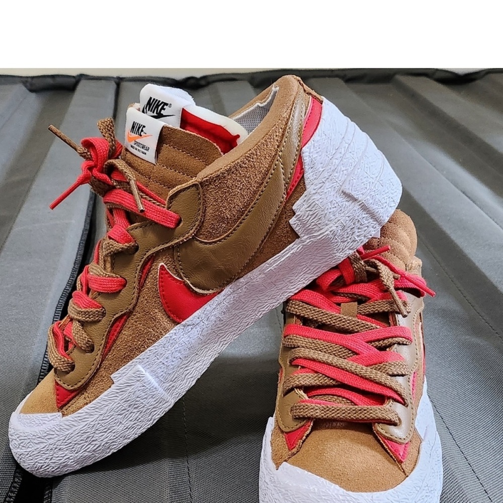 Men’s Nike blazer low sacai-sz8
